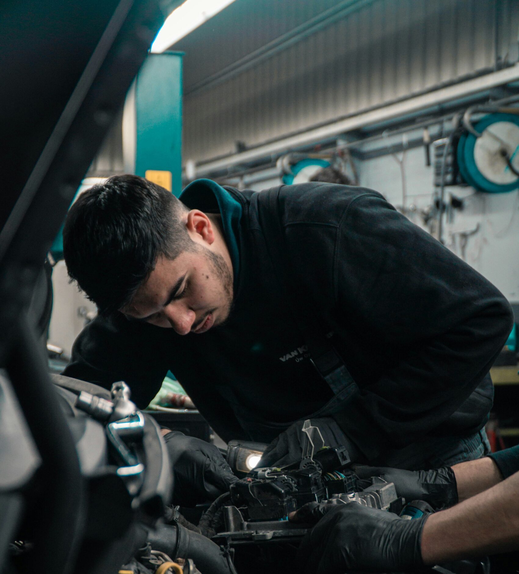 sten-rademaker-UZUzvJEvKnI-unsplash